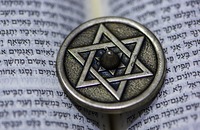 Are Hebrews the same as Jews? image