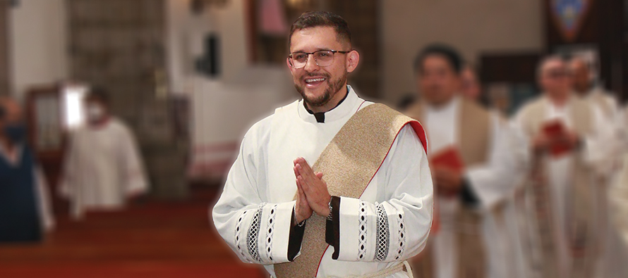 Father Roberto Mejia, O.Carm. 